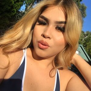 Meet your Posher, Luz